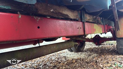 Lot 610 - 1951 MORRIS FV