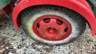 Lot 610 - 1951 MORRIS FV