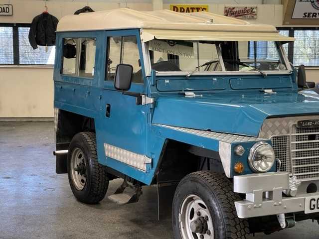 Lot 68 - 1971 LAND ROVER LIGHTWEIGHT 4X4 UTILITY