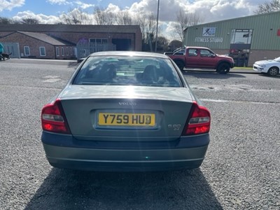 Lot 469 - 2001 VOLVO S80 2.4 AUTO