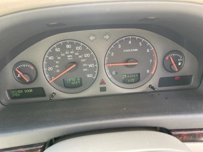 Lot 469 - 2001 VOLVO S80 2.4 AUTO