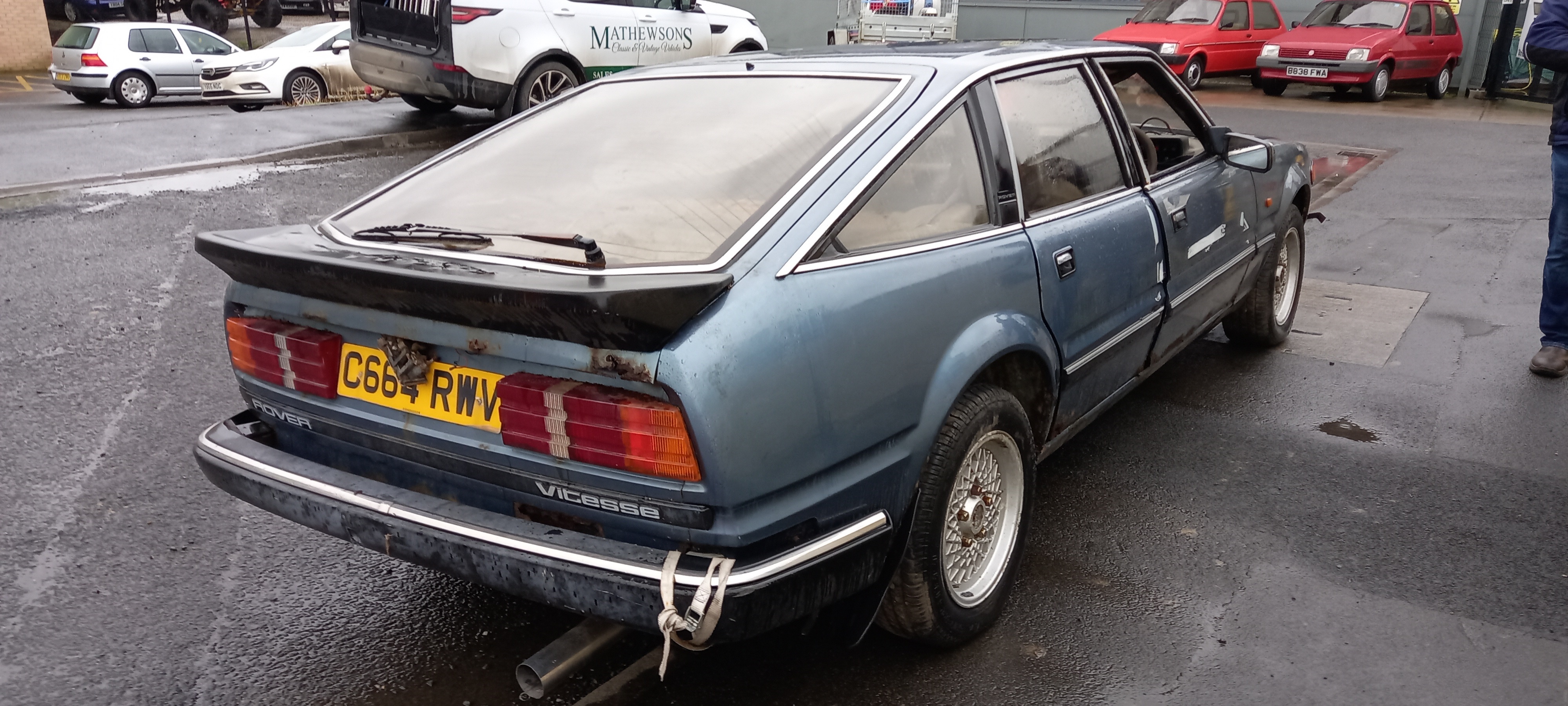 Lot 32 - 1986 ROVER SD1