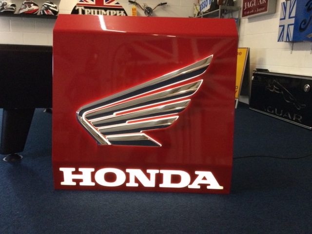 Lot 393 - LARGE ORIGINAL HONDA DEALER LIGHTBOX