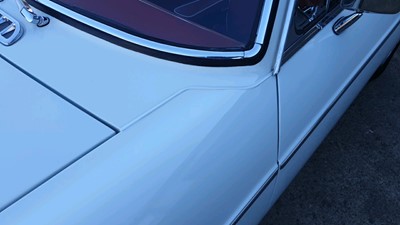 Lot 306 - 1972 MG B GT