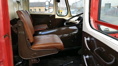 Lot 399 - 1957 LEYLAND COMET