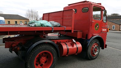 Lot 399 - 1957 LEYLAND COMET