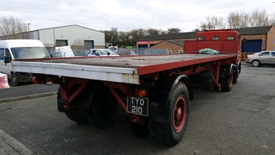 Lot 399 - 1957 LEYLAND COMET