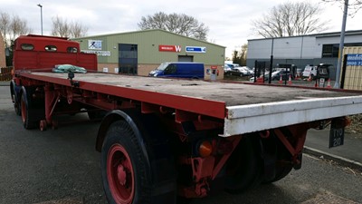 Lot 399 - 1957 LEYLAND COMET