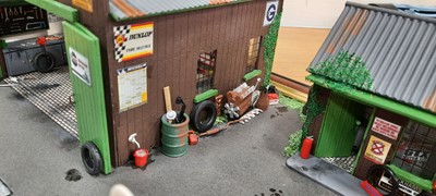 Lot 463 - WHITBY MOTORS MODEL GARAGE