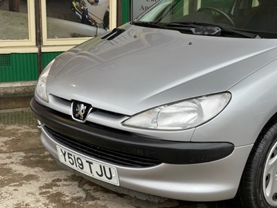 Lot 427 - 2001 PEUGEOT 206