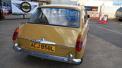 Lot 437 - 1972 WOLSELEY 1300