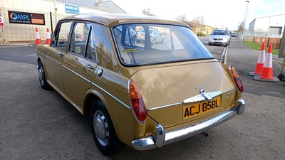 Lot 437 - 1972 WOLSELEY 1300