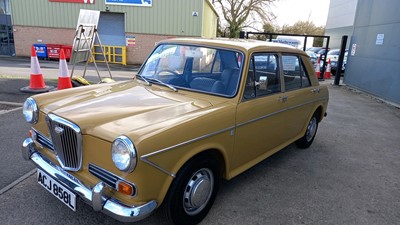 Lot 437 - 1972 WOLSELEY 1300