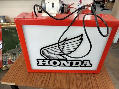 Lot 559 - HONDA DOUBLE SIDED SIGN