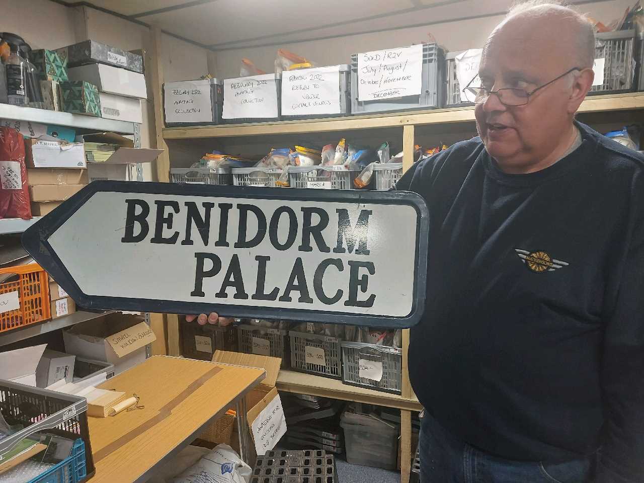 Lot 600 - BENIDORM PALACE SIGN