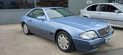 Lot 445 - 1993 MERCEDES SL500