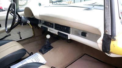 Lot 285 - 1984 FORD THUNDERBIRD