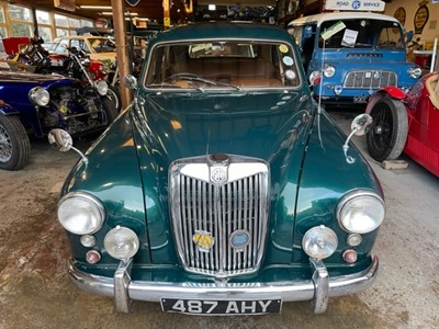 Lot 290 - 1957 MG MAGNETTE