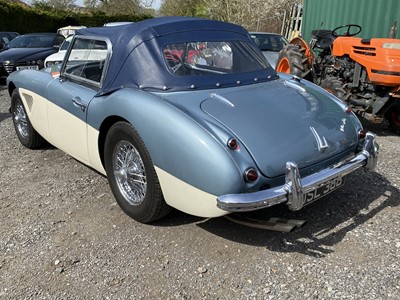 Lot 392 - 1957 AUSTIN HEALEY 100/6