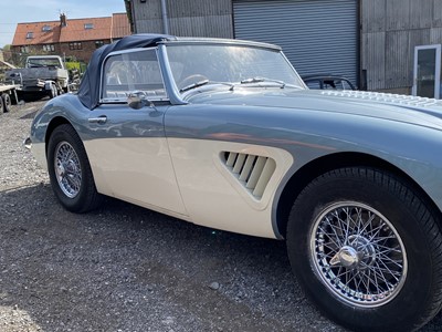 Lot 392 - 1957 AUSTIN HEALEY 100/6