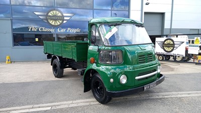 Lot 440 - 1969 MORRIS FG