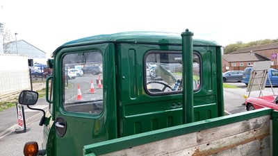 Lot 440 - 1969 MORRIS FG