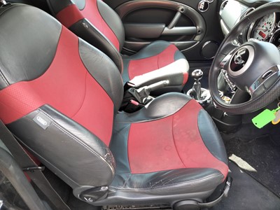 Lot 512 - 2005 MINI ONE