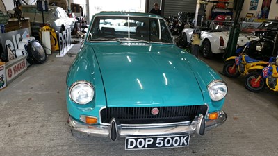 Lot 589 - 1972 MG B GT