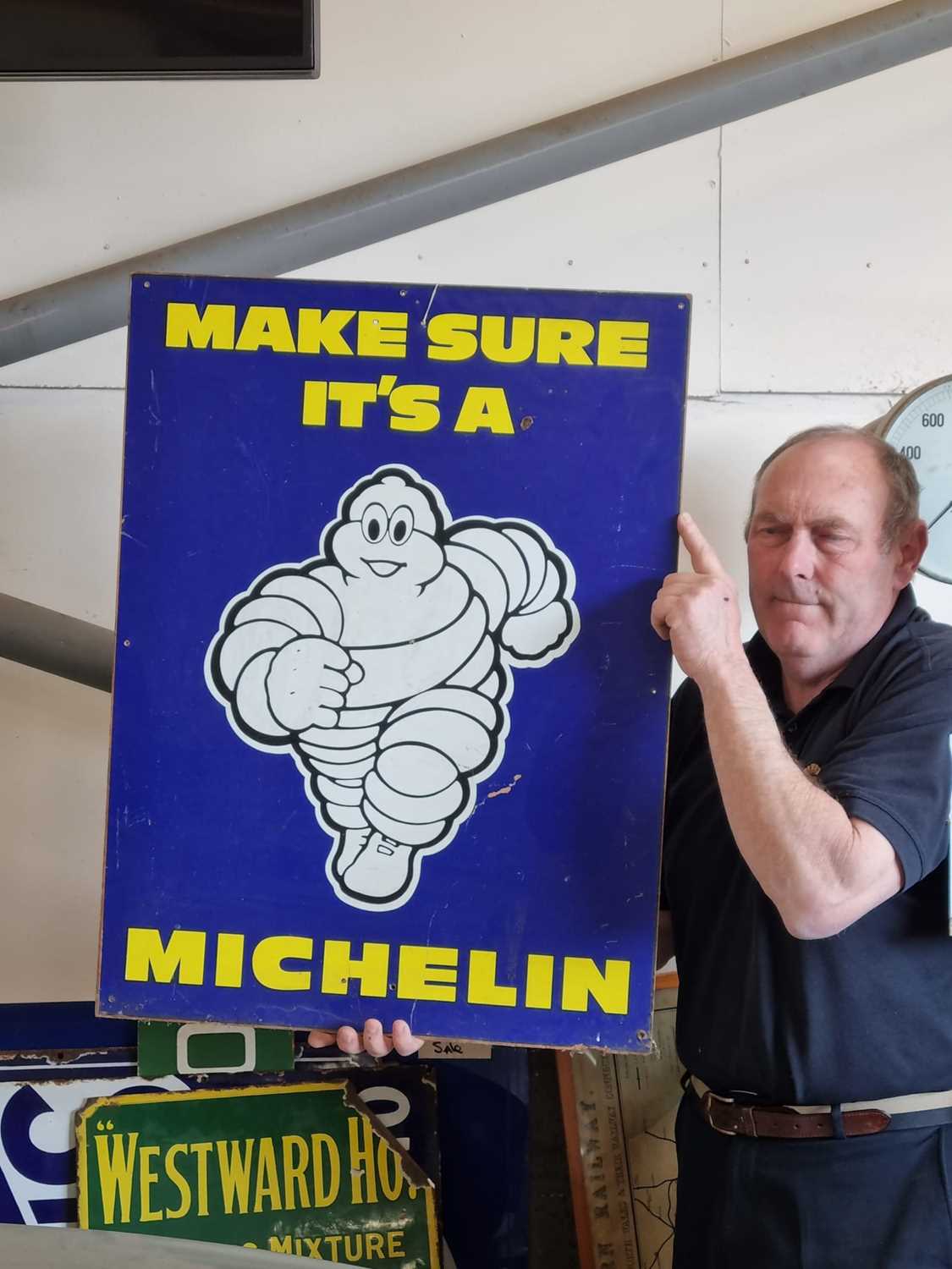 Lot 564 - MICHELIN SIGN