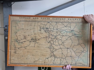 Lot 576 - FRAMED RAILWAY MAP