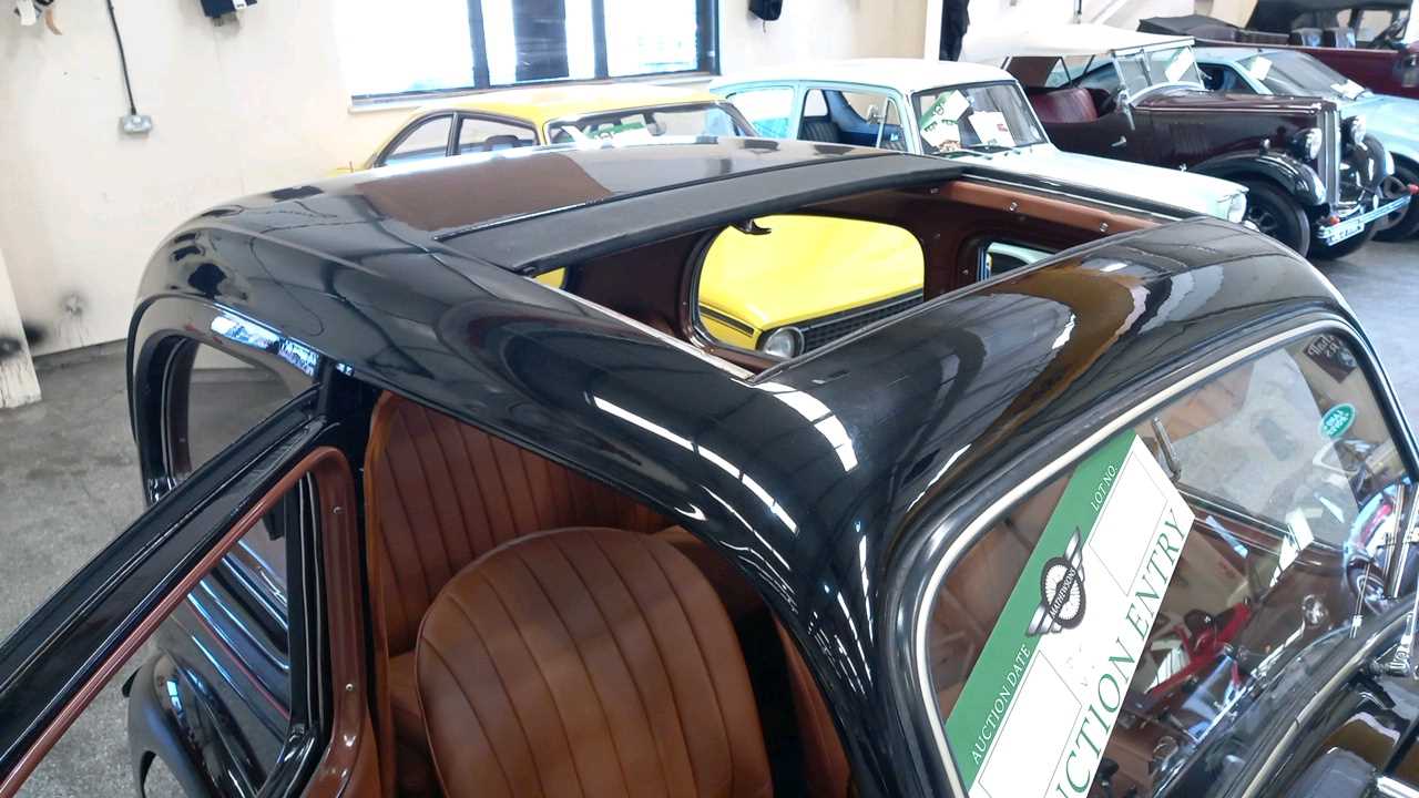 Lot 128 - 1946 STANDARD 8