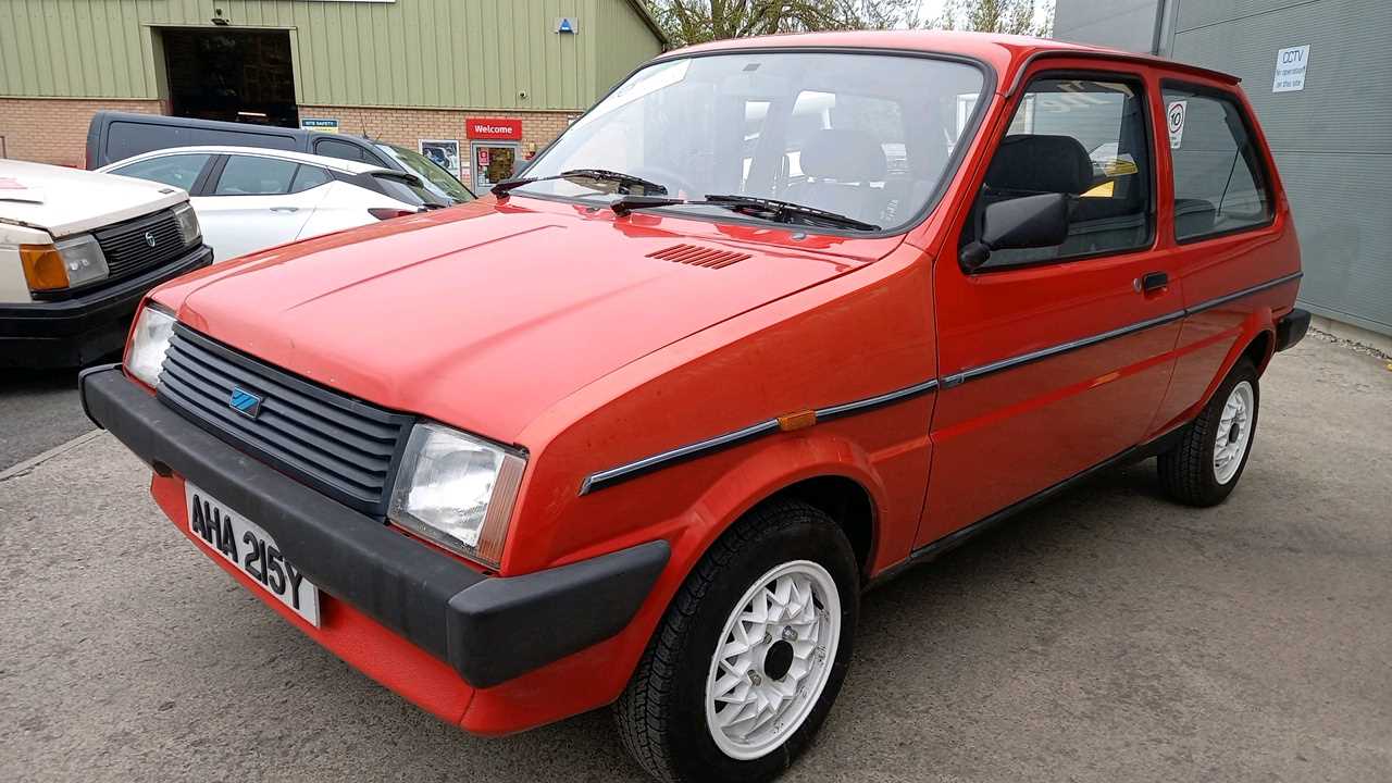 Lot 305 - 1982 AUSTIN MINI METRO
