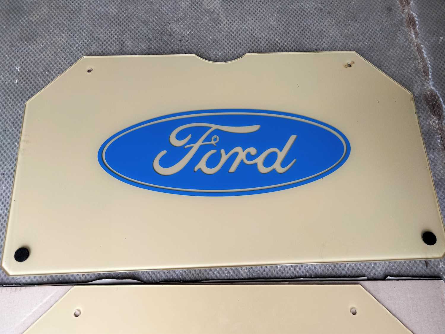 Lot 7 - FORD GLASS SIGN