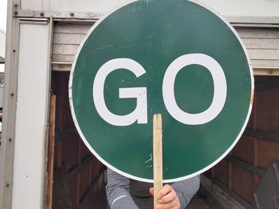 Lot 15 - STOP & GO SIGN