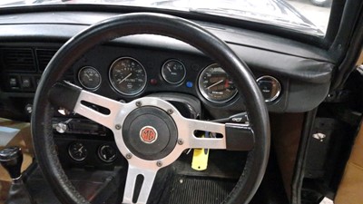 Lot 100 - 1980 MG B GT
