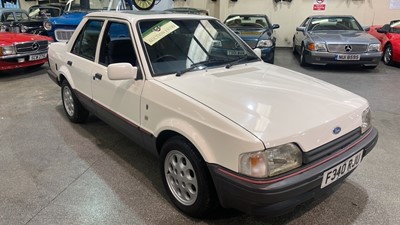 Lot 342 - 1989 FORD ORION INJECTION GHIA