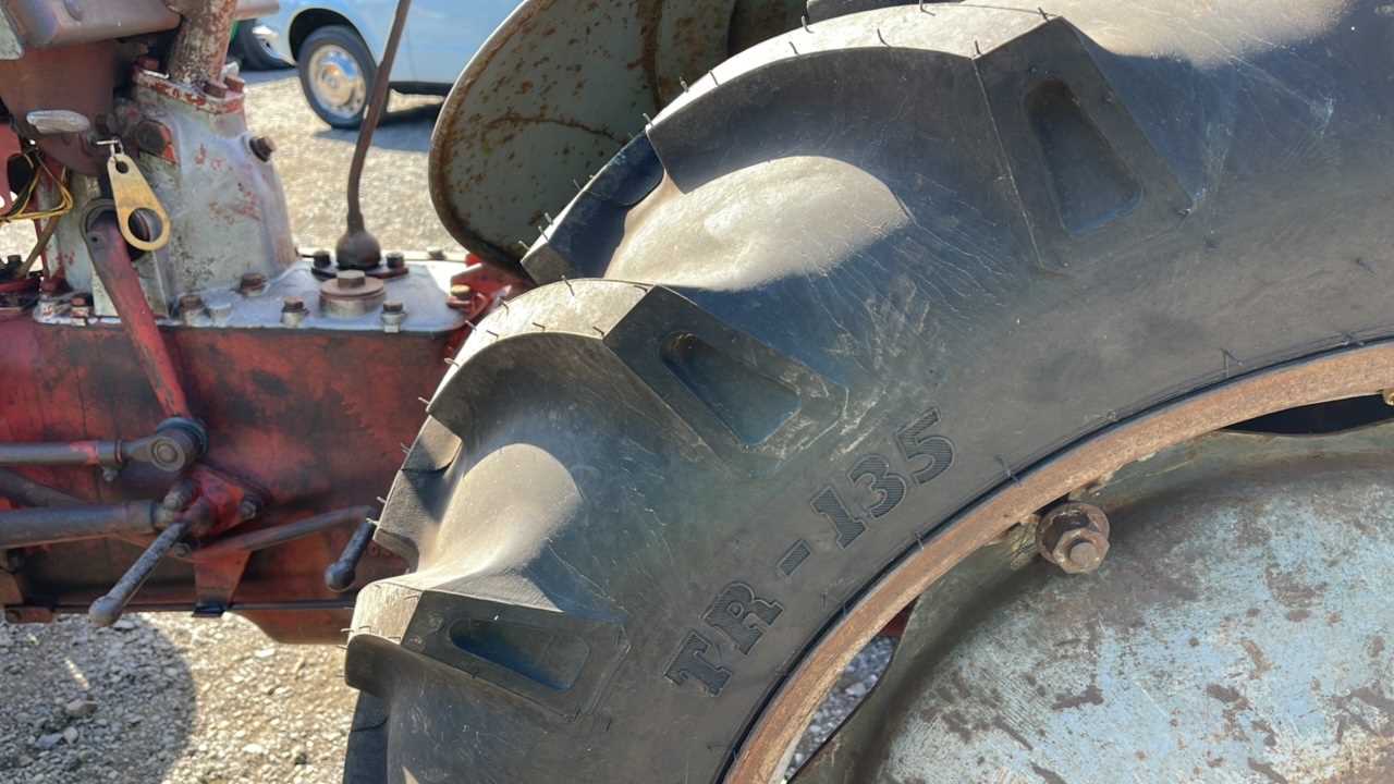 Lot 506 - 1957 MASSEY FERGUSON FF30