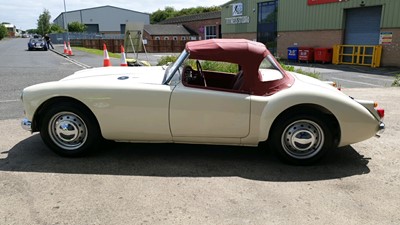 Lot 443 - 1961 MG A ROADSTER