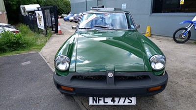 Lot 472 - 1977 MG B GT SPORTS