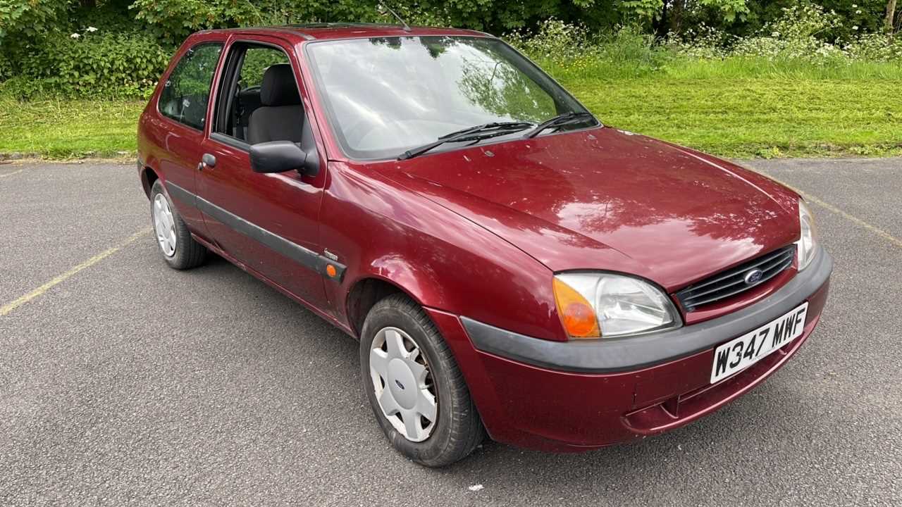 Lot 517 - 2000 FORD FIESTA FINESSE