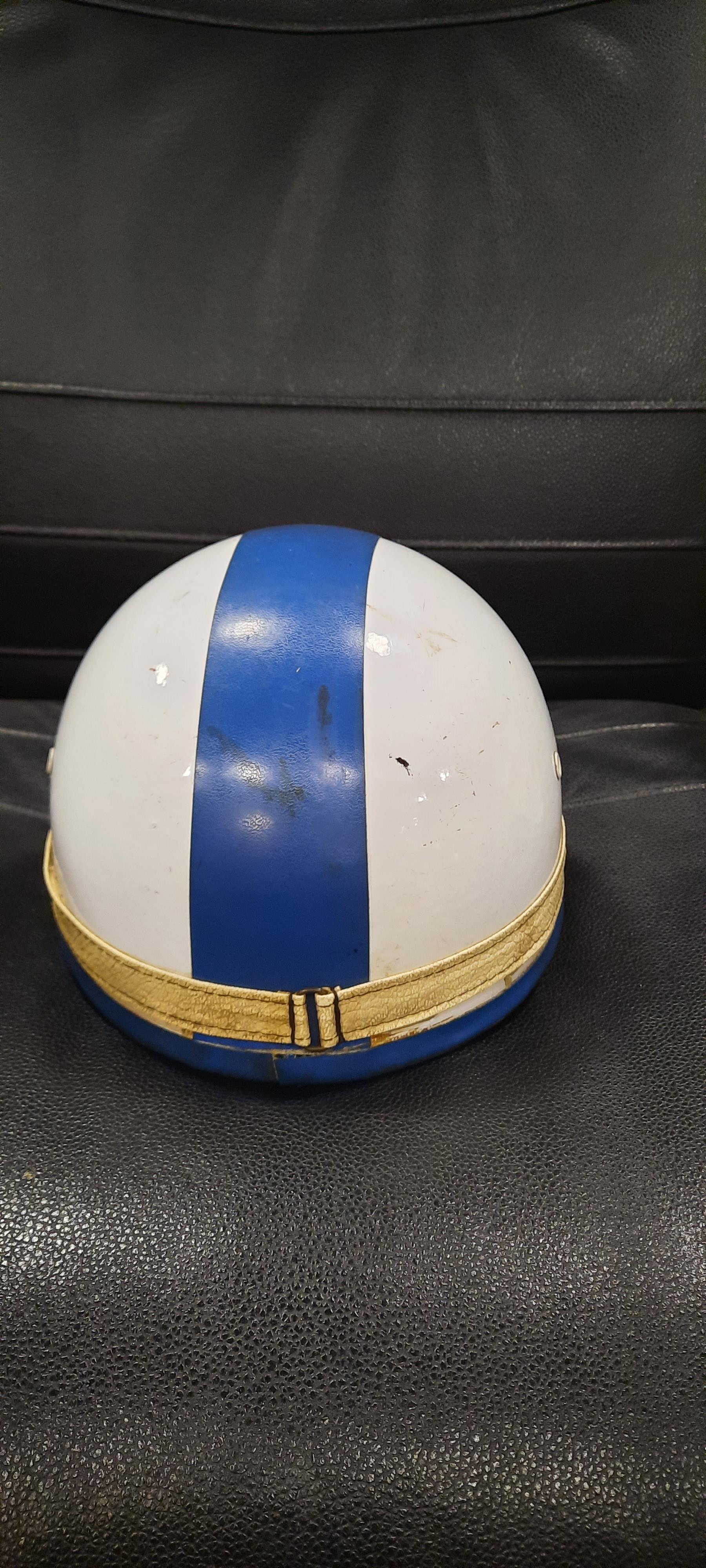 Lot 11 - GEORGE ROPER STYLE MOTORCYCLE HELMET - ALL