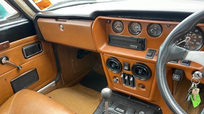 Lot 520 - 1970 RELIANT SCIMITAR GTE