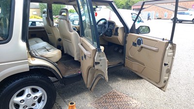 Lot 77 - 1998 LANDROVER DISCOVERY TDI