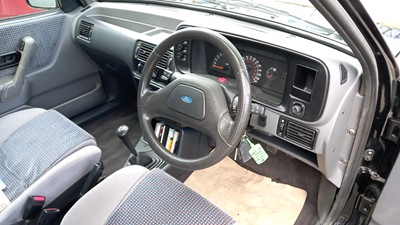 Lot 67 - 1991 FORD ESCORT XR3 INJECTION