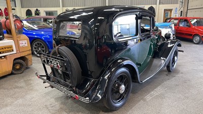 Lot 579 - 1936 MORRIS 8  SALOON