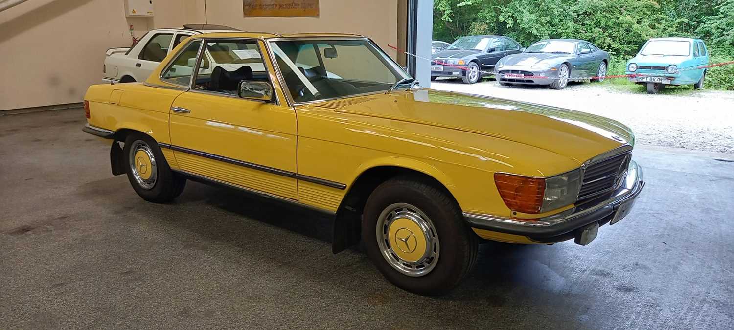 Lot 100 - 1976 MERCEDES BENZ 350 SL