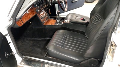 Lot 198 - 1974 MG B GT