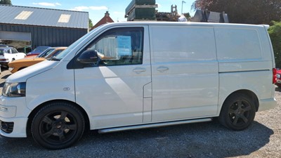 Lot 395 - 2011 VOLKSWAGEN T-SPORTER T32 140 TDI SWB