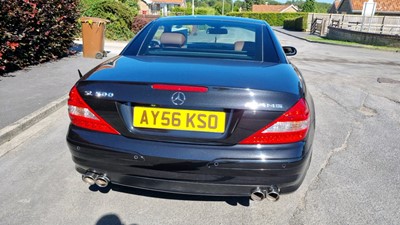Lot 398 - 2006 MERCEDES SL500 AUTO