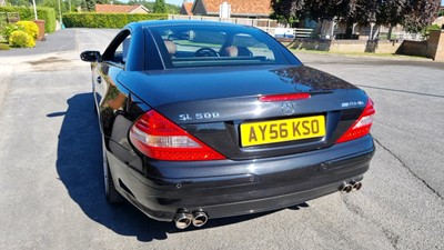 Lot 398 - 2006 MERCEDES SL500 AUTO
